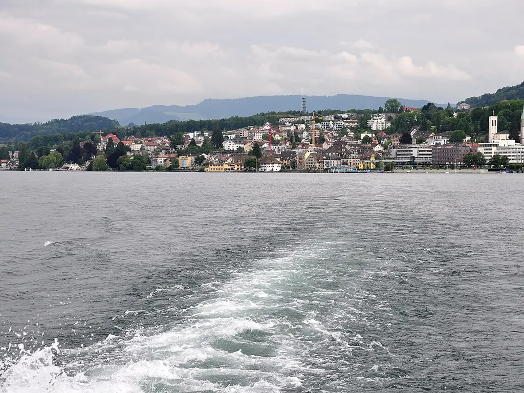 Photovoltaik-Anlage auf einem Haus in Horgen