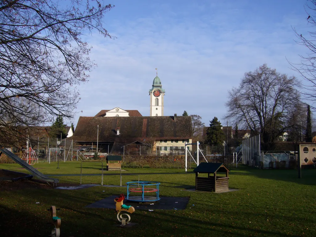 Photovoltaik-Anlage auf einem Haus in Kloten